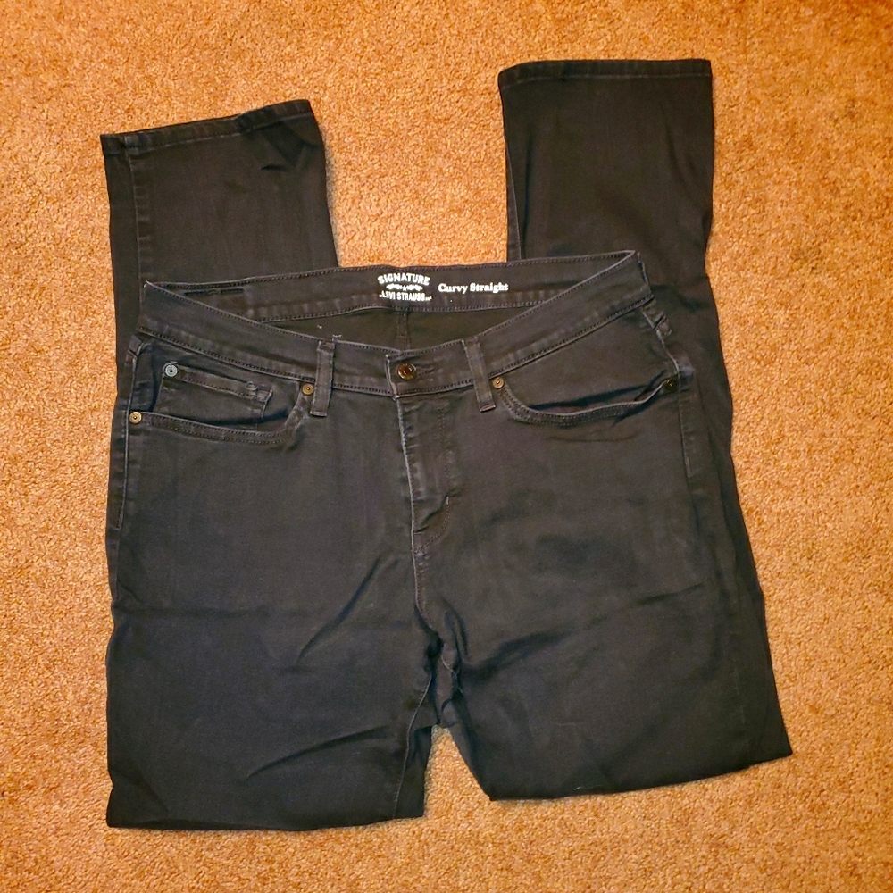 Black curvy straight jeans